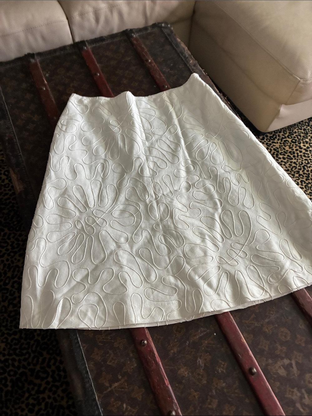 J. McLaughlin White A-Line Embroidered Skirt - Picture 3 of 9